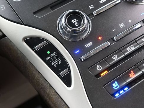 Used 2020 Lincoln Nautilus Reserve AWD/4WD image 28