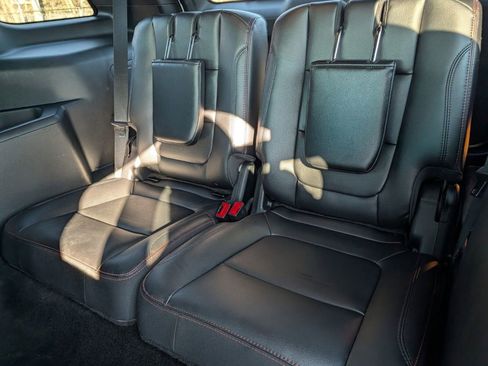 Used 2016 Ford Explorer Sport image 22