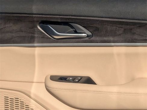 New 2025 Jeep Grand Cherokee L Limited image 34