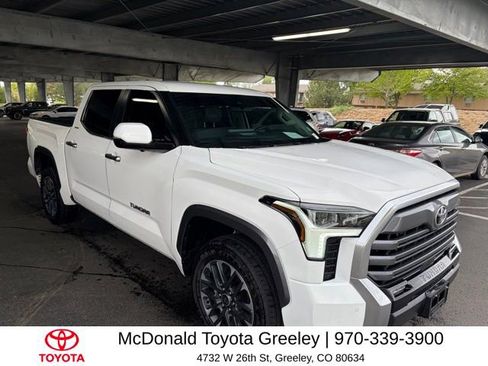Used 2024 Toyota Tundra Limited AWD/4WD image 9