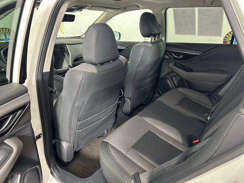 Used 2025 Subaru Outback Onyx Edition AWD/4WD image 14