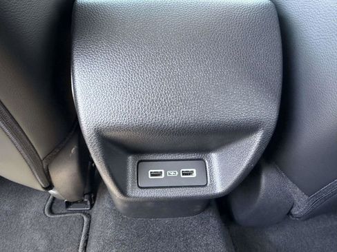 Used 2022 Honda Civic Touring image 23