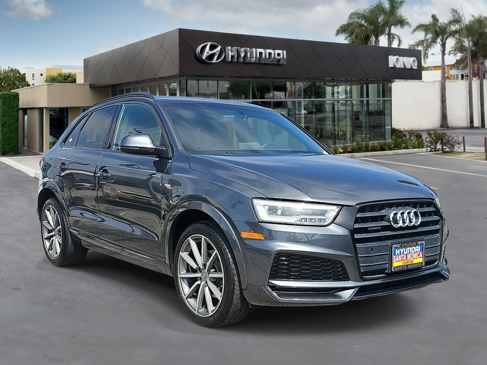 Used 2018 Audi Q3 2.0T Premium Plus AWD/4WD image 1
