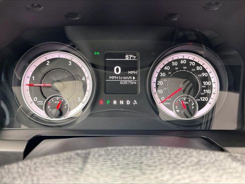 Used 2013 RAM 2500 Tradesman w/ Chrome Appearance Group image 22