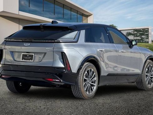 New 2026 Cadillac Lyriq Sport w/ LPO, Floor Liner Package RWD image 4