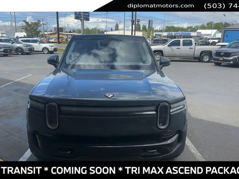 Used 2025 Rivian R1S Premium AWD/4WD image 3