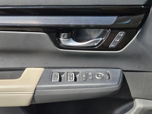 Used 2023 Honda CR-V EX-L image 11