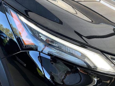 Certified 2024 Nissan Rogue SL w/ SL Premium Package image 26