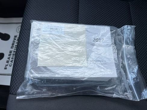 Used 2017 Chevrolet Silverado 2500 LT image 35