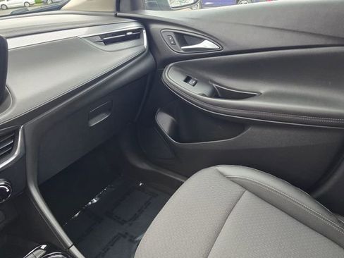Used 2025 Buick Encore GX Preferred FWD image 30