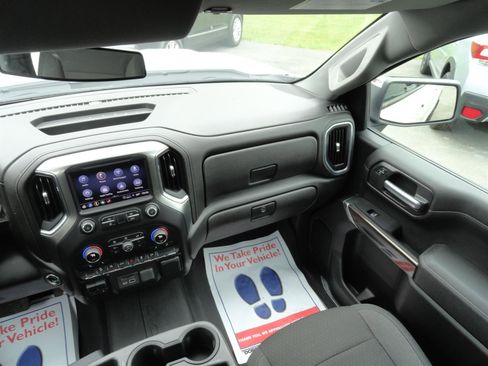 Used 2021 Chevrolet Silverado 1500 LT AWD/4WD image 20