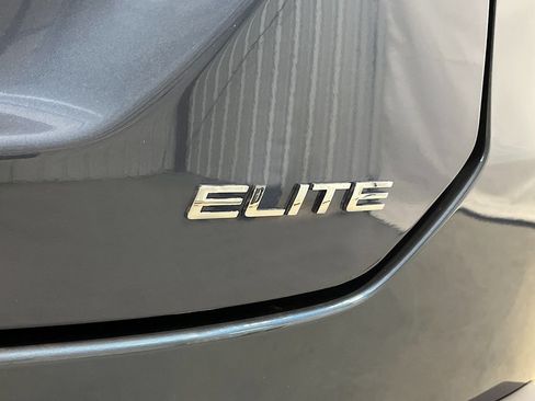 Used 2026 Honda Pilot Elite image 6