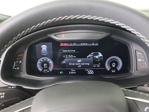 New 2026 Audi Q8 Premium Plus image 16