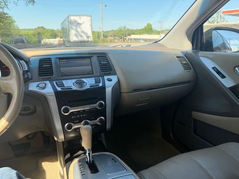 Used 2010 Nissan Murano SL w/ Navigation Pkg image 21