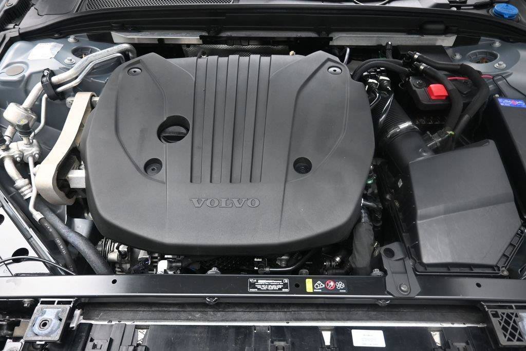Used 2024 Volvo S60 B5 Core FWD image 29