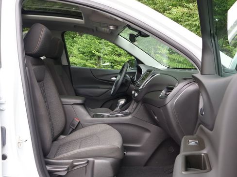 Used 2023 Chevrolet Equinox LT AWD/4WD image 42