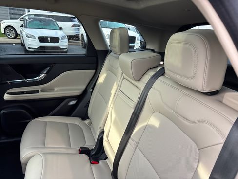 New 2026 Lincoln Corsair Premiere image 27