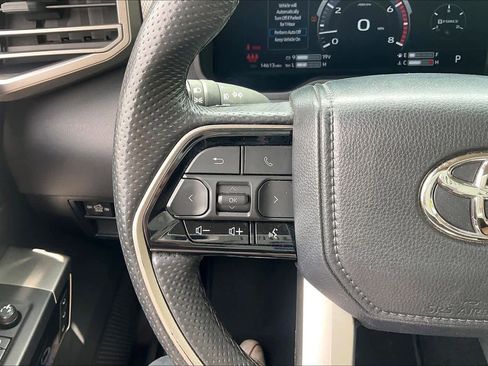 Used 2024 Toyota Tundra Limited AWD/4WD image 23