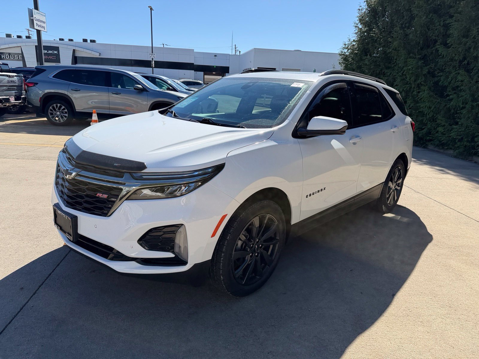 Used 2023 Chevrolet Equinox RS AWD/4WD image 7