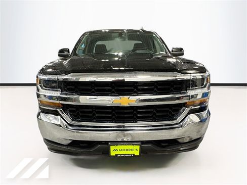 Used 2019 Chevrolet Silverado 1500 LT image 2