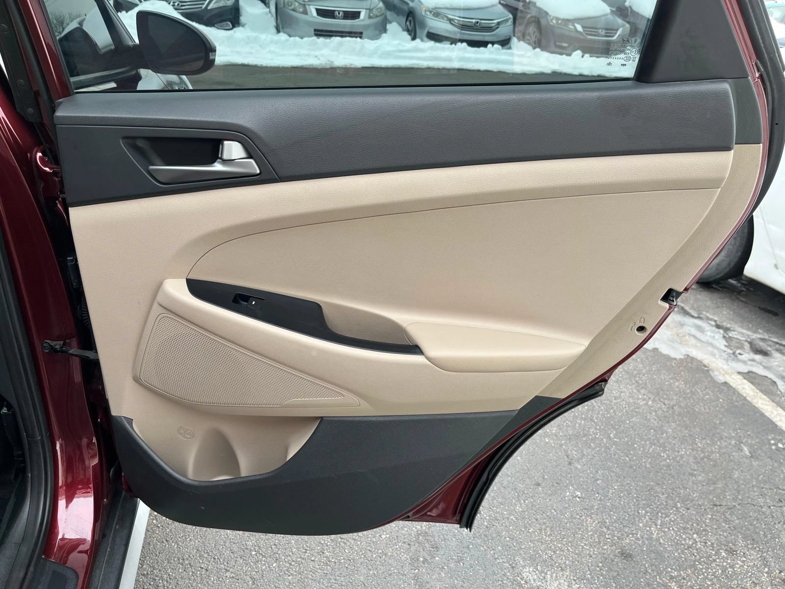 Used 2017 Hyundai Tucson Sport FWD image 47