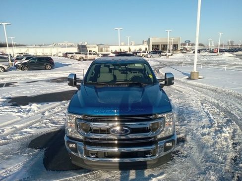 Used 2021 Ford F250 XLT w/ XLT Premium Package image 2