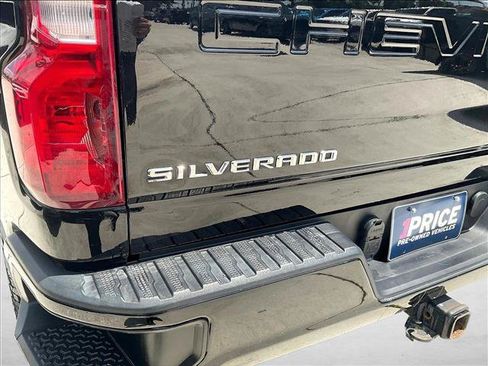 Used 2023 Chevrolet Silverado 2500 Custom w/ Custom Value Package AWD/4WD image 30