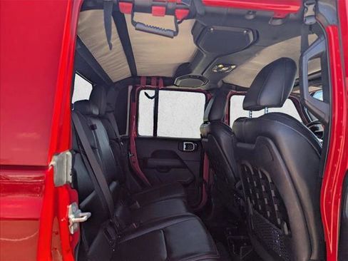 Used 2020 Jeep Gladiator Rubicon image 16