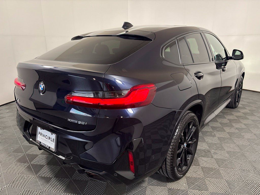 Certified 2024 BMW X4 xDrive30i w/ Premium Package AWD/4WD image 5