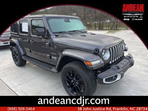 Used 2021 Jeep Wrangler Unlimited Sahara w/ Dual Top Group AWD/4WD image 1