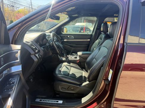 Used 2019 Ford Explorer Sport AWD/4WD image 27