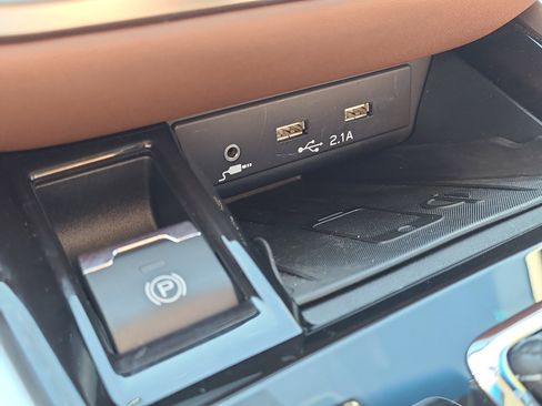 Used 2020 Subaru Outback Touring w/ Tech Package 2 image 29