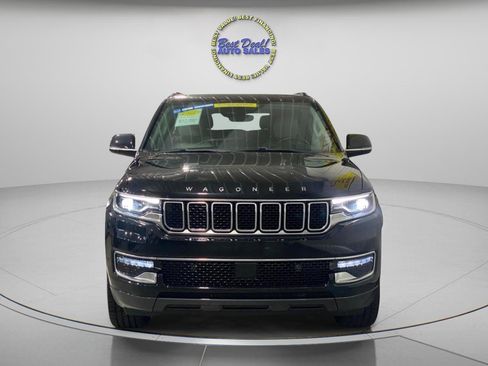 Used 2022 Jeep Wagoneer Series I w/ Premium Group I AWD/4WD image 8