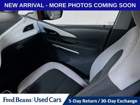 Used 2020 Chevrolet Bolt LT FWD image 24