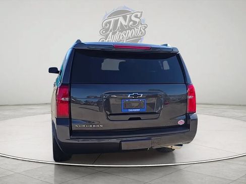 Used 2016 Chevrolet Suburban LT w/ Luxury Package AWD/4WD image 6