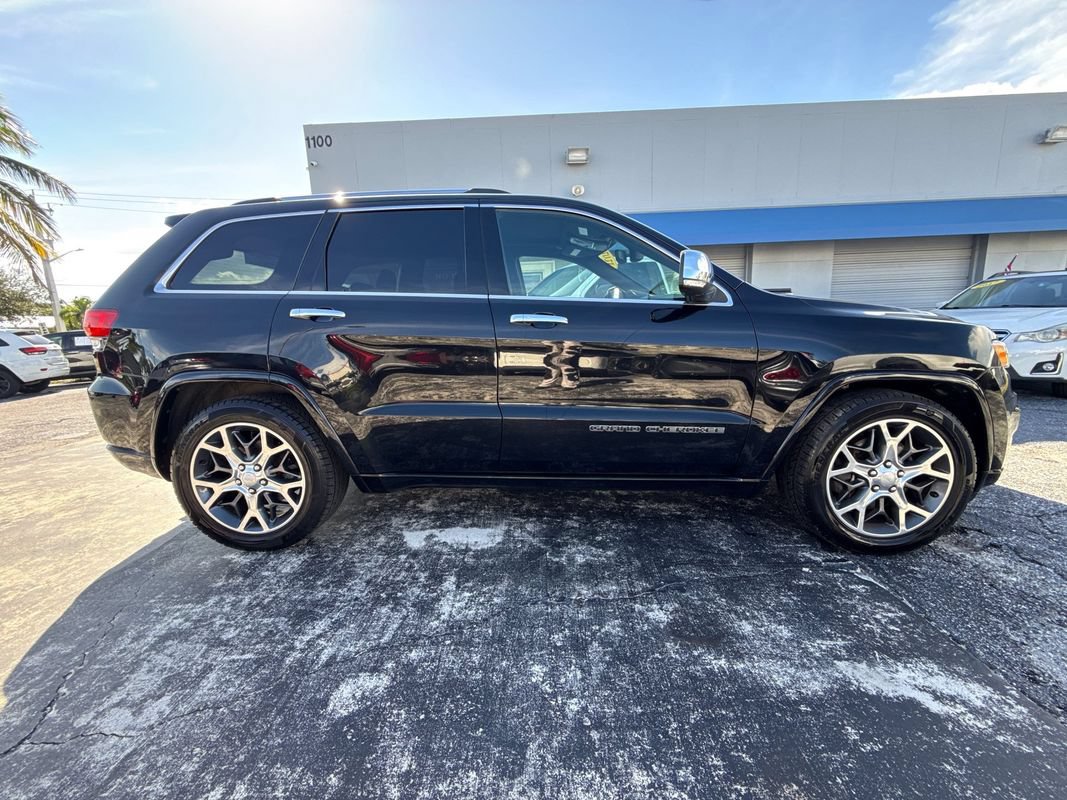 Used 2021 Jeep Grand Cherokee Overland AWD/4WD image 6