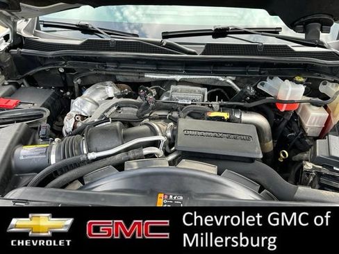 Used 2022 Chevrolet Silverado 3500 High Country w/ Z71 Off-Road Package AWD/4WD image 9