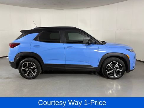 Certified 2023 Chevrolet TrailBlazer RS w/ Convenience Package FWD image 12