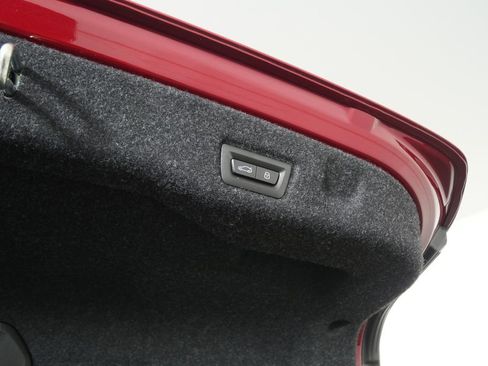 Certified 2025 BMW i5 M60 image 19