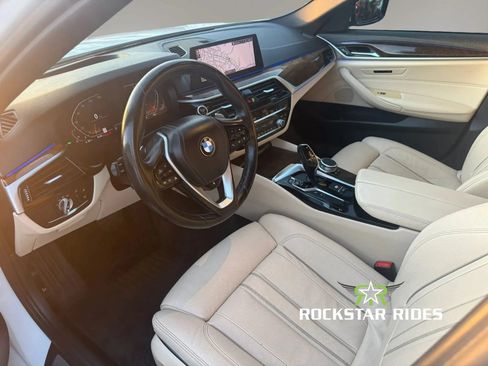 Used 2020 BMW 530i w/ M Sport Package RWD image 25