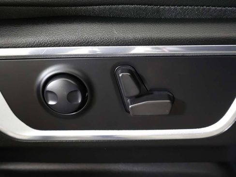 Used 2024 RAM 1500 Laramie image 33