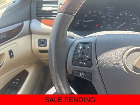 Used 2014 Lexus LS 460 w/ Comfort Package RWD image 17