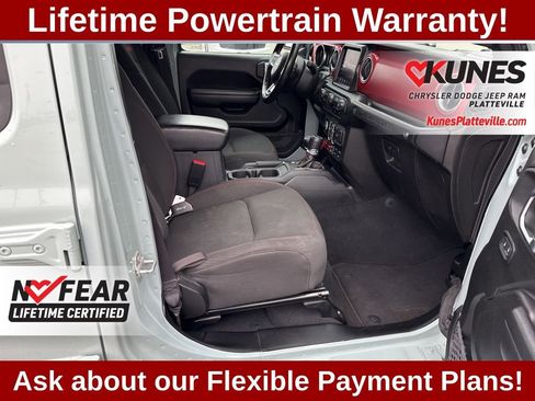 Used 2023 Jeep Wrangler Unlimited Rubicon w/ Cold Weather Group image 27