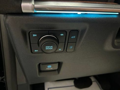 Used 2025 Ford Expedition Max King Ranch AWD/4WD image 12