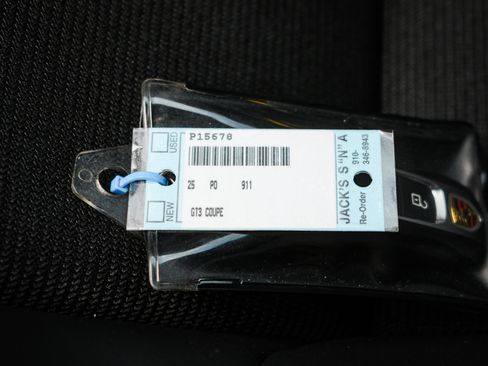 Used 2025 Porsche 911 GT3 image 38