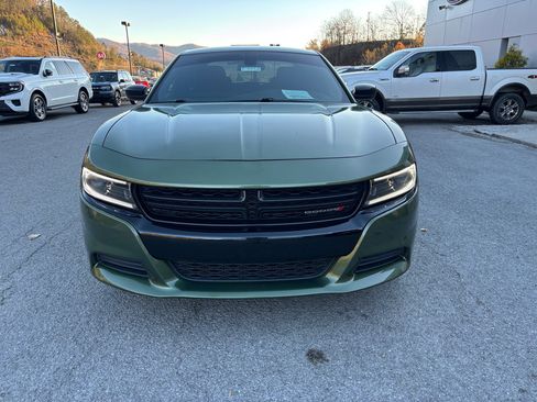 Used 2022 Dodge Charger SXT w/ Blacktop Package image 5