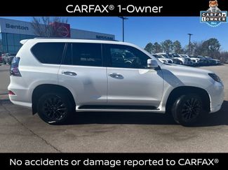 Used 2023 Lexus GX 460 Premium w/ Premium Package video 3