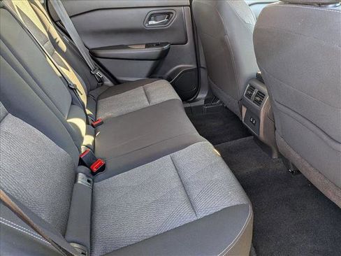 Used 2024 Nissan Rogue SV image 20