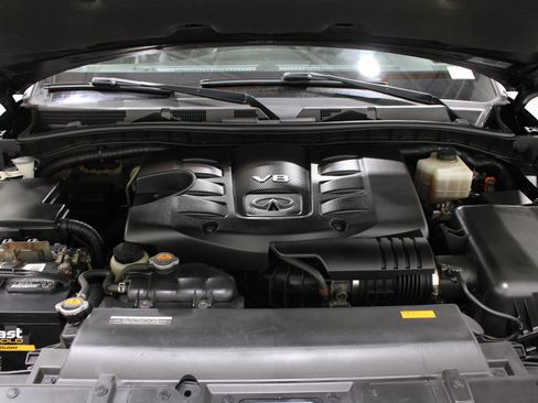 Used 2011 INFINITI QX56 4WD w/ Deluxe Touring Pkg image 45