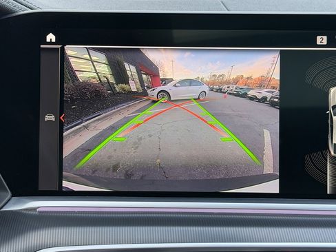 Used 2022 BMW X6 xDrive40i w/ M Sport Package image 53